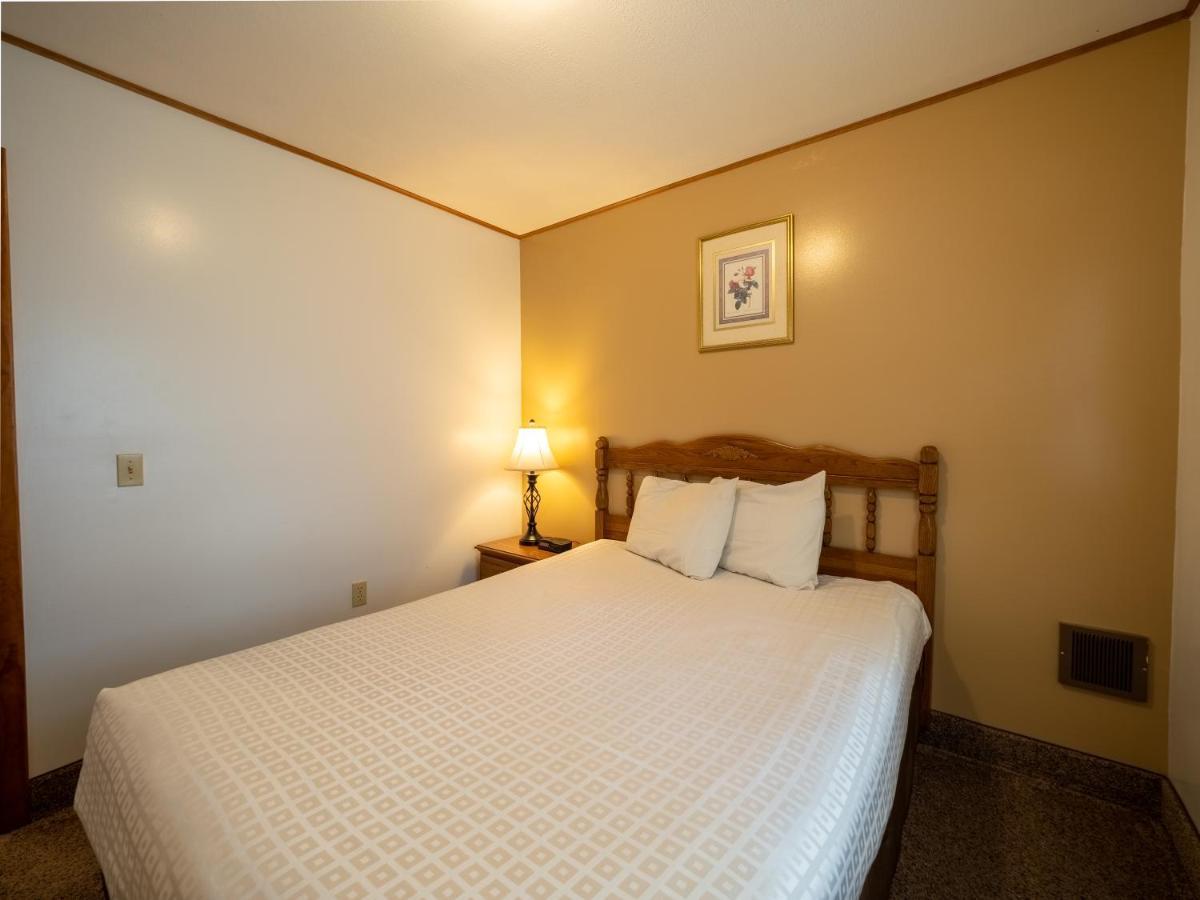 Lake 'N Pines Motel Cooperstown Εξωτερικό φωτογραφία