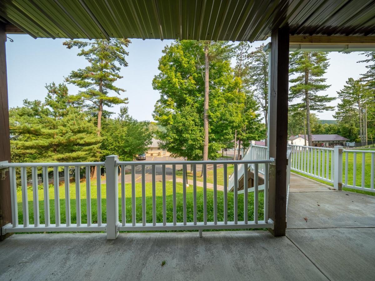 Lake 'N Pines Motel Cooperstown Εξωτερικό φωτογραφία